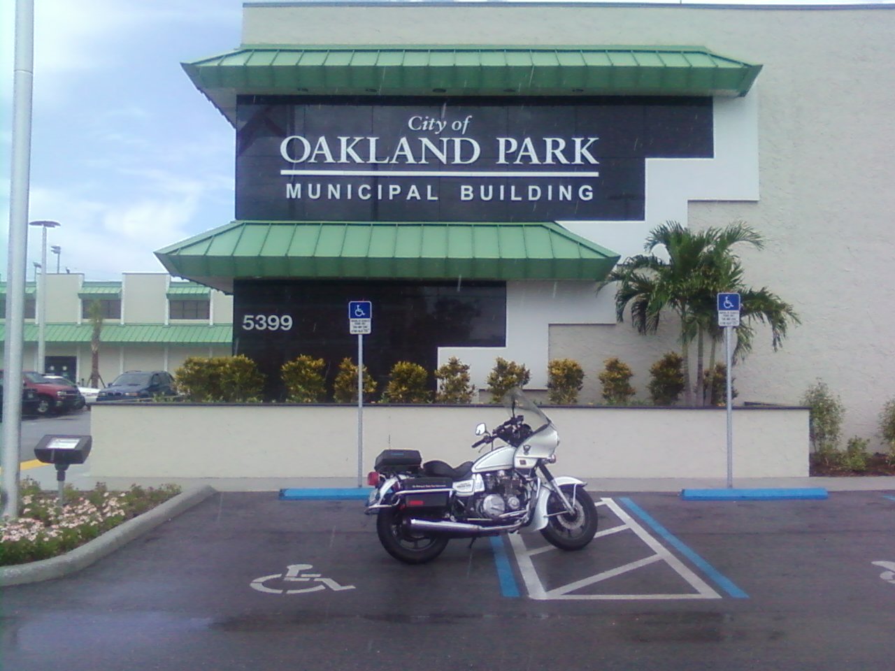 Oakland Park, FL Police Department Police Motor Units LLC